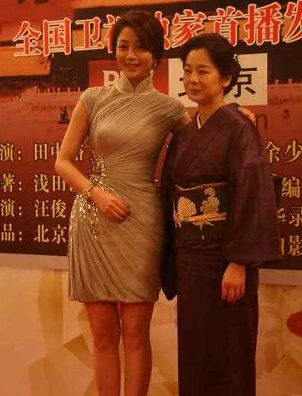 第一次见到吸烟这么有腔调的女演员,田中裕子应该是演员中的另类,可纯