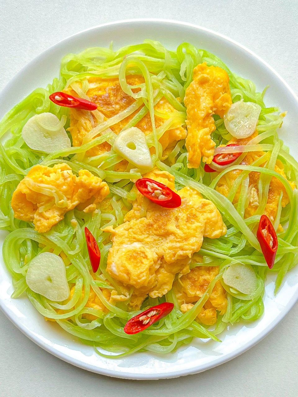 清脆爽口搭配鲜嫩的鸡蛋,真的巨好吃 做法简单零失败,减脂的姐妹一定