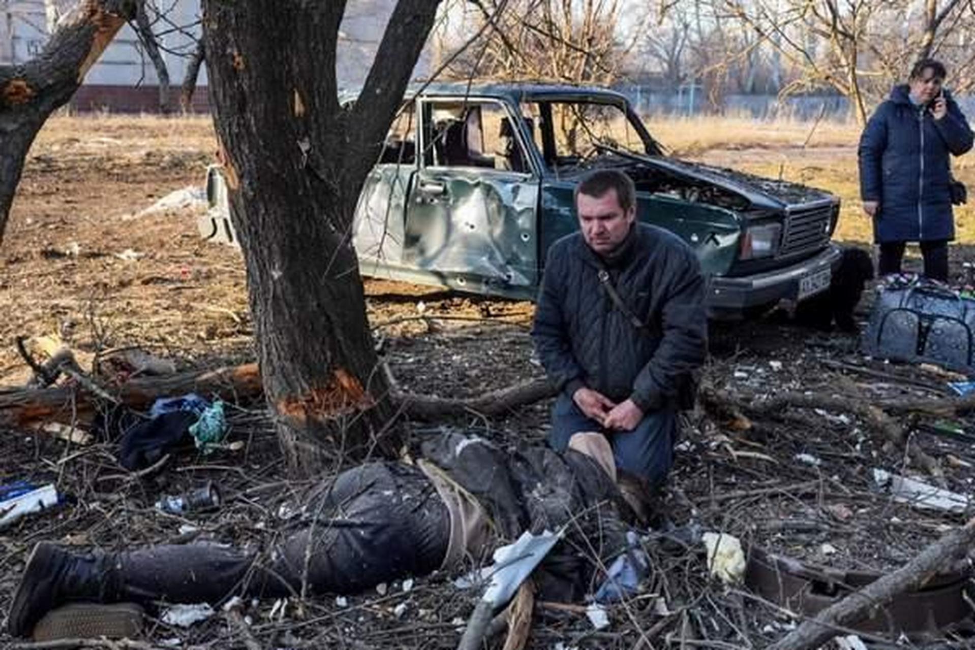 双方都损失惨重,尸横遍野!