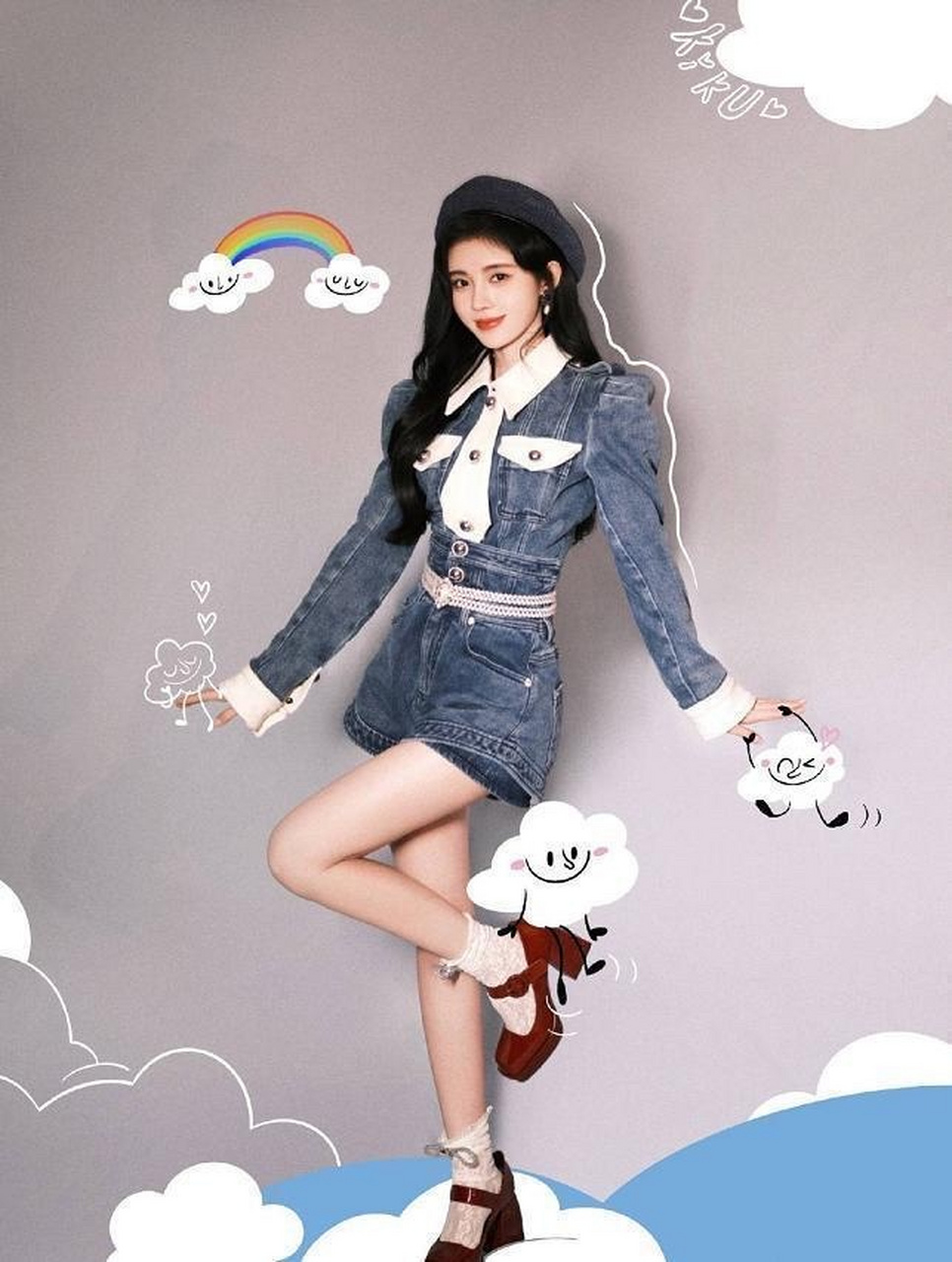 星闻#  鞠婧祎的日常穿搭: 她的腿看起来又瘦又圆润,还很笔直呢!