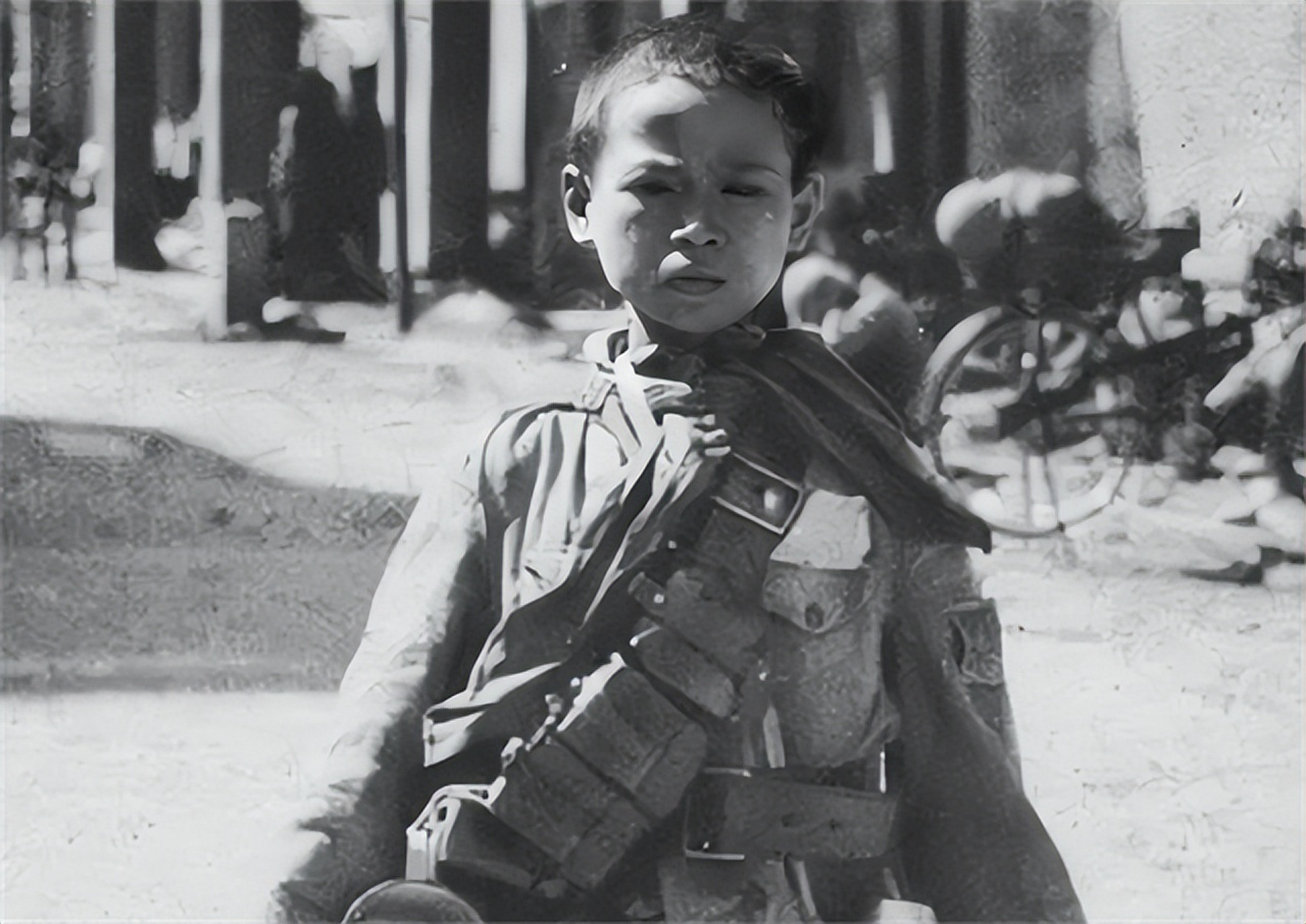 1838年,中国历史惊现年纪最小的"汉奸"翻译官——铃木三郎.