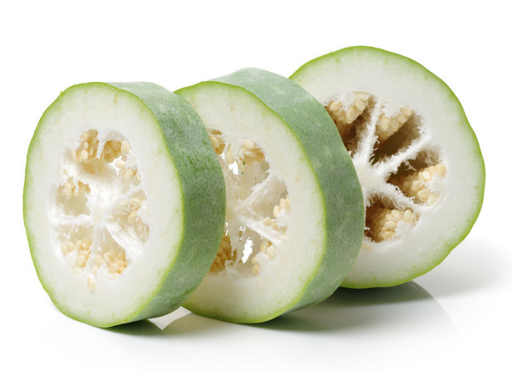 因为家里人都吃吐了,奶奶说不能浪费,就拿来喂猪