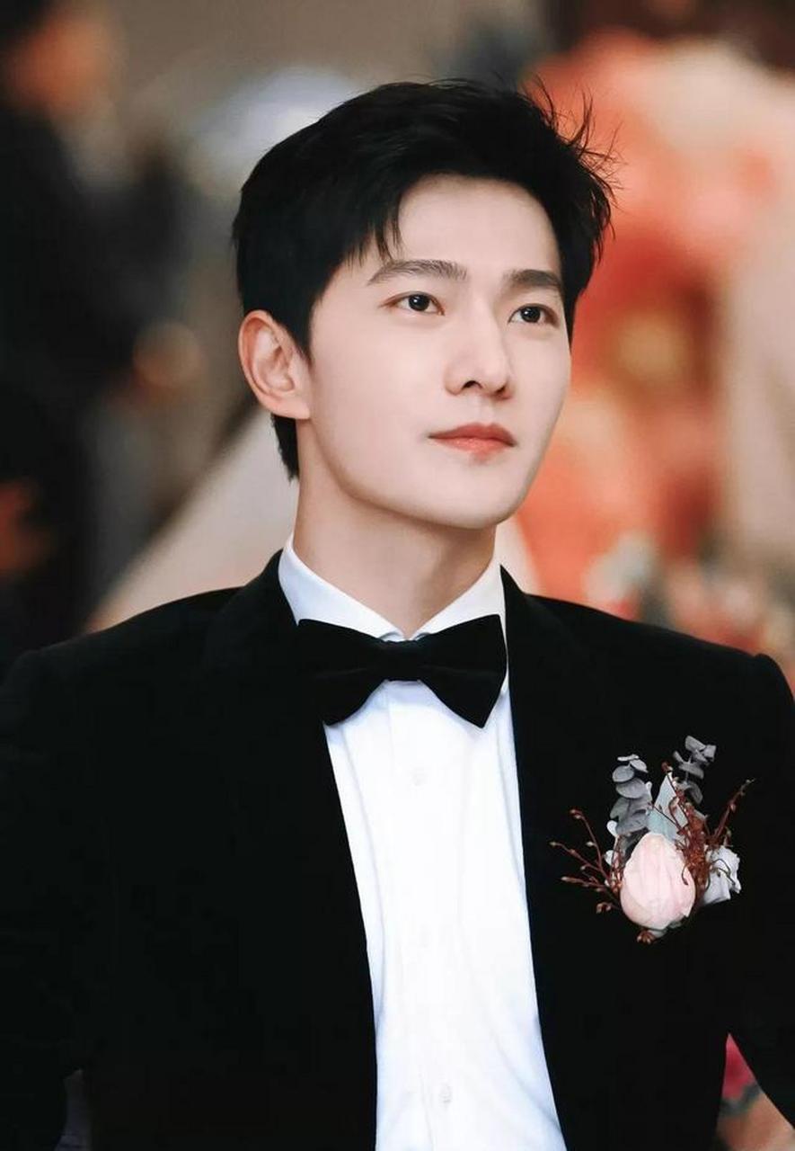 杨洋饰演于途《你是我的荣耀》