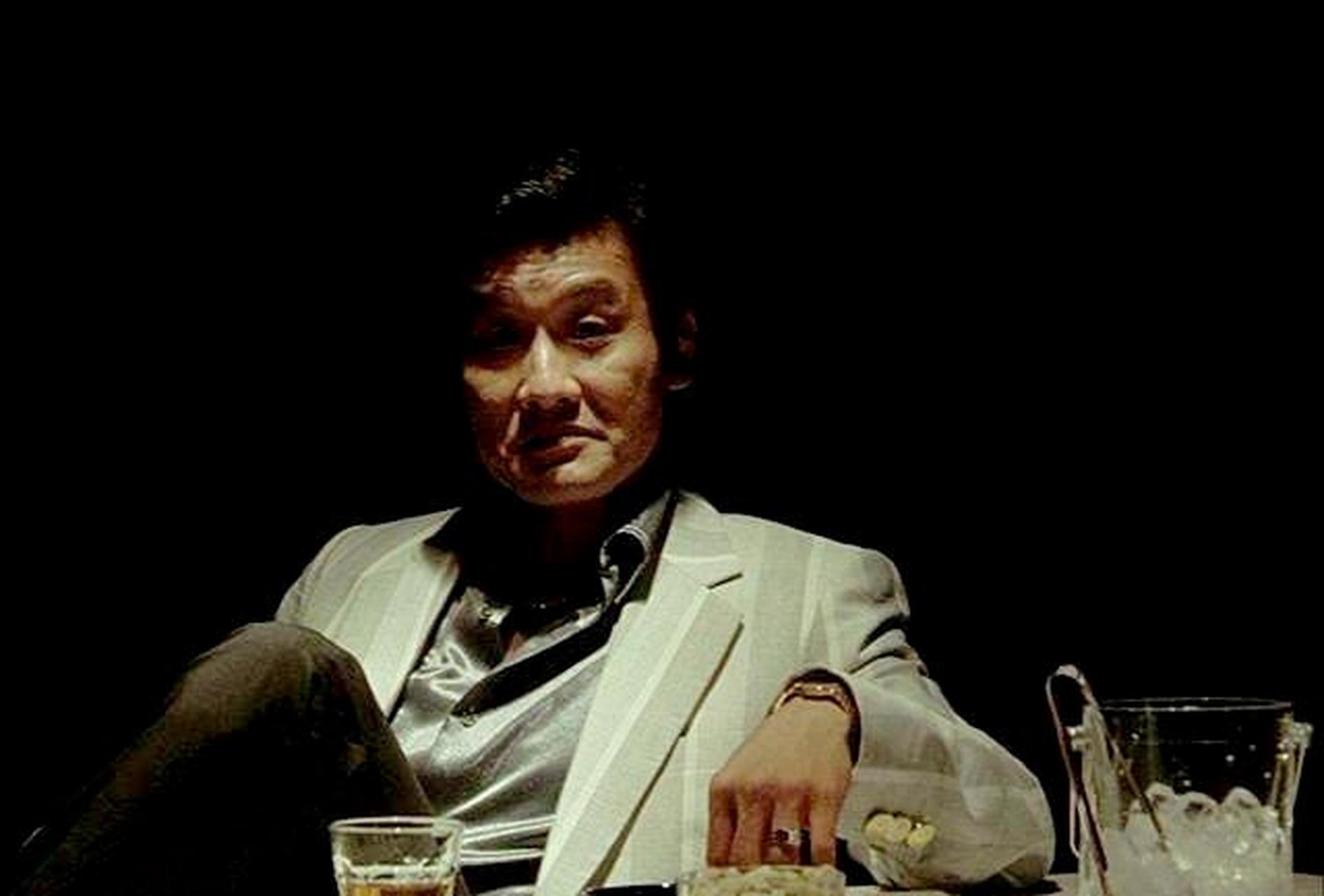 "差佬文回:"你是垃圾,我说的!