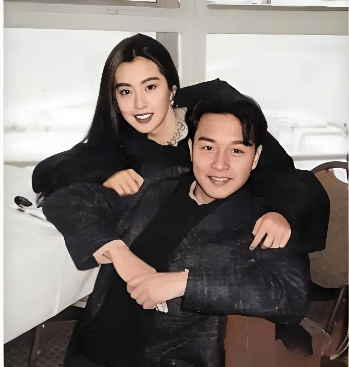 当年,张国荣与王祖贤合作拍摄的电影《倩女幽魂》包揽了