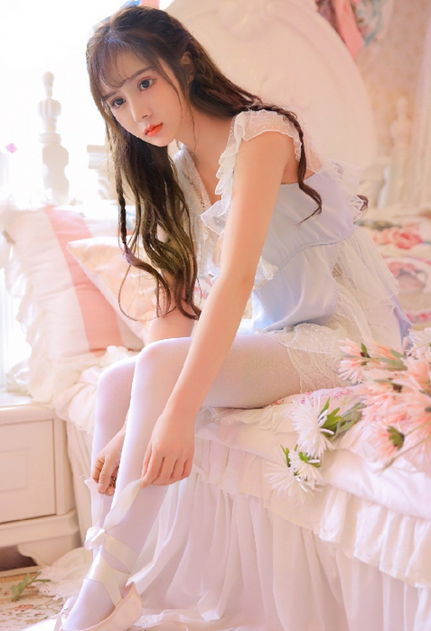甜美蕾丝少女 白丝袜 俏皮可爱