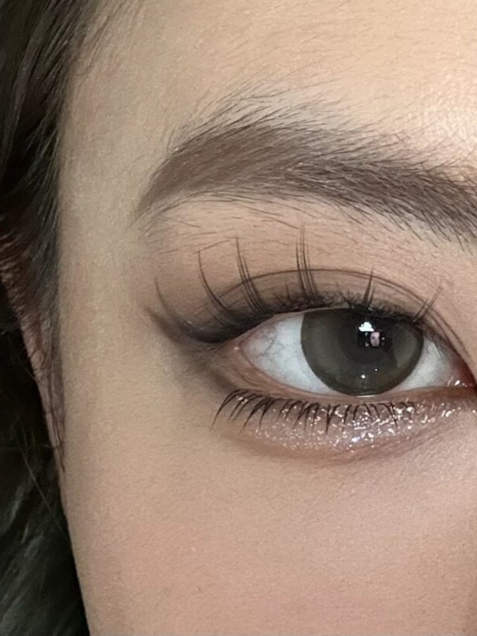 灰棕半包眼线的魅力无法抵挡 灰棕色的眼线,它的魅力真的无法用言语来