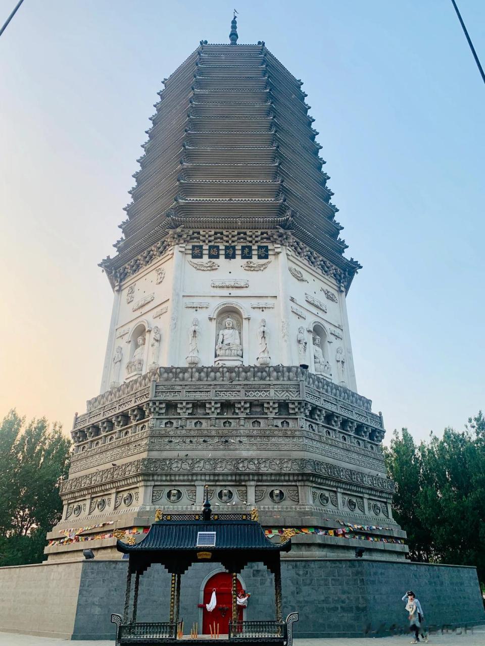 白塔堡镇的白塔(无垢净光塔).