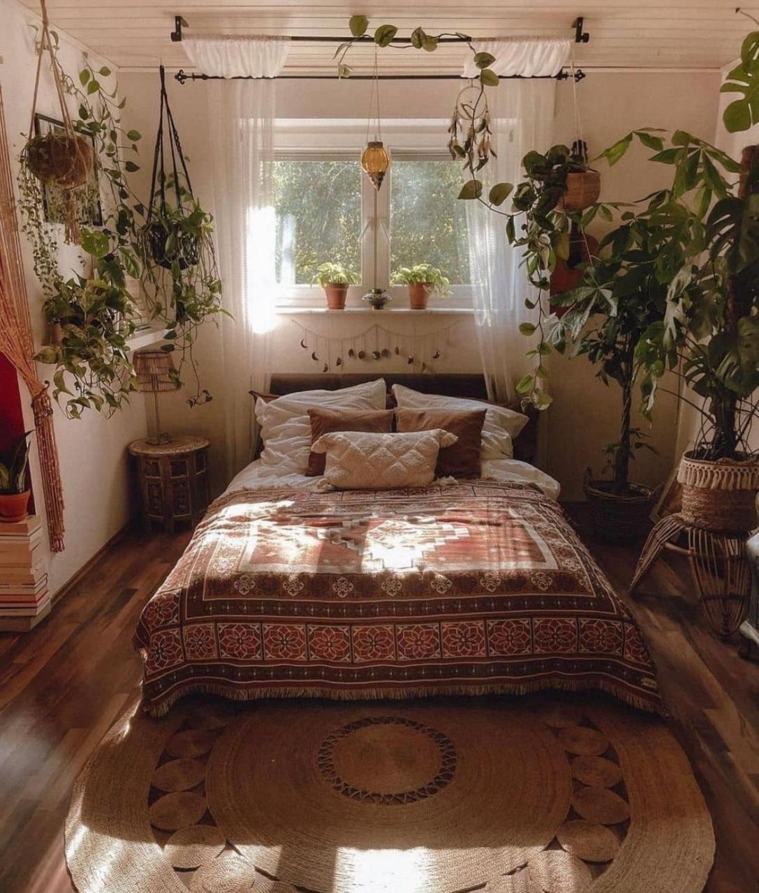 在这个女孩生活的空间,我们可以看到一个把波西米亚风运用在家居里的