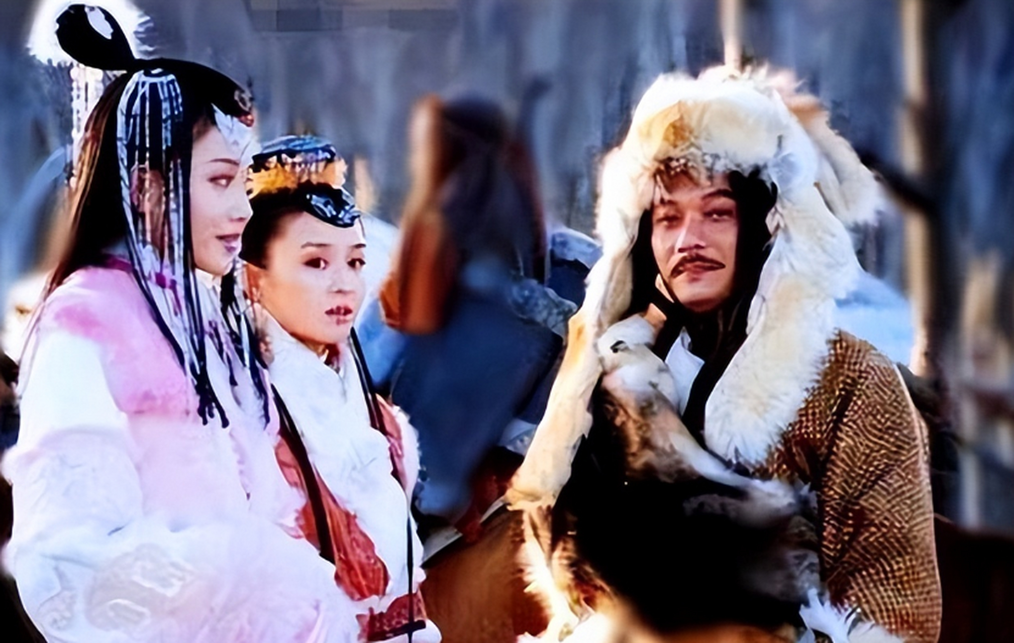 公元1075年,耶律洪基不仅让萧皇后用白绫自尽,而且还扒光了萧皇后的