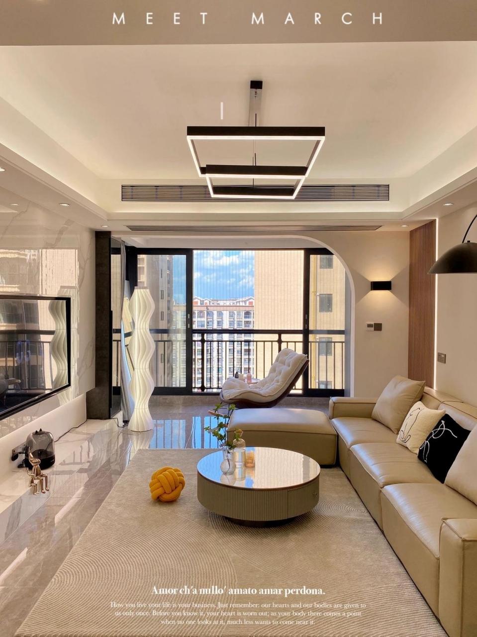 我家套内98平三室一厅两卫 ■电视背景把阳台连起来了,看起来更大气