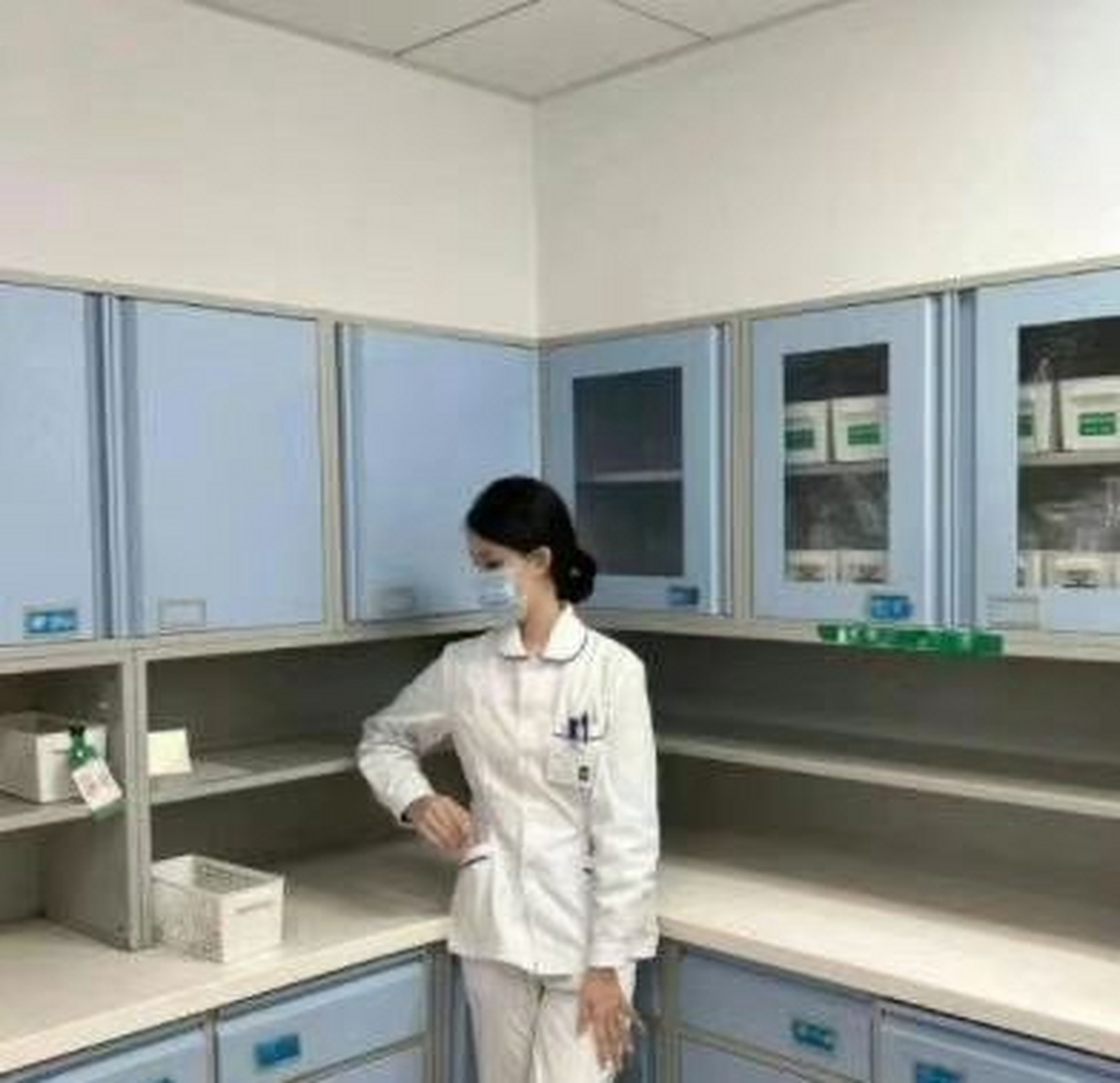 医院的男科护士怎么是女的啊?