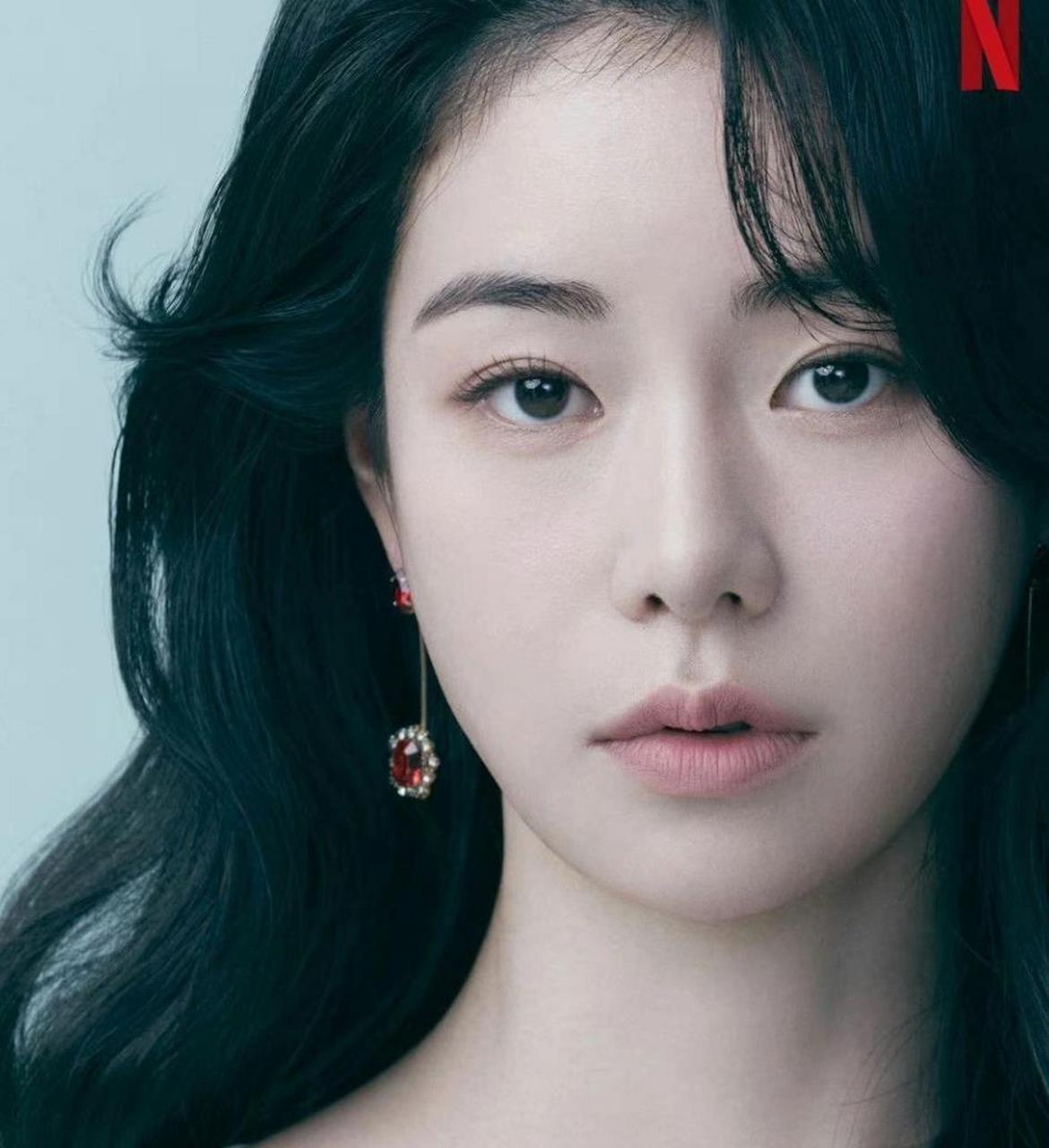 d社曝李到晛林智妍恋爱,两人承认恋情,黑暗荣耀的第一对情侣!