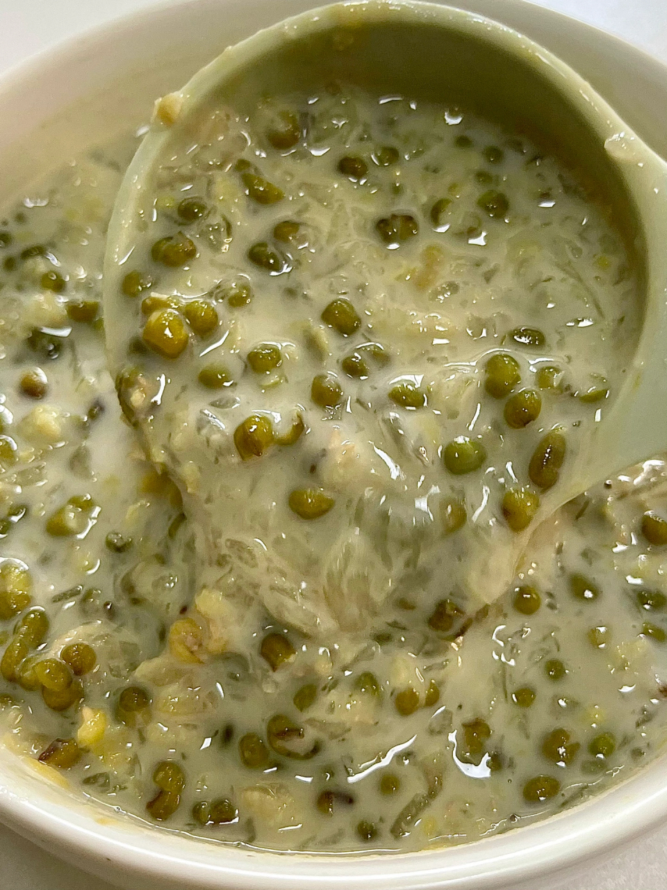 软绵香甜的绿豆银耳羹! 好喝!养颜!