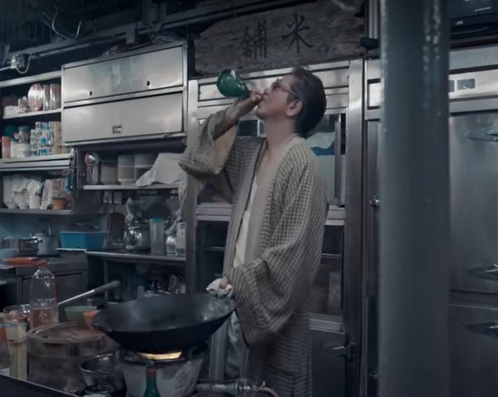 每日电影推荐之《僵尸》 13年2013年麦浚龙执导电影《僵尸》是一部向