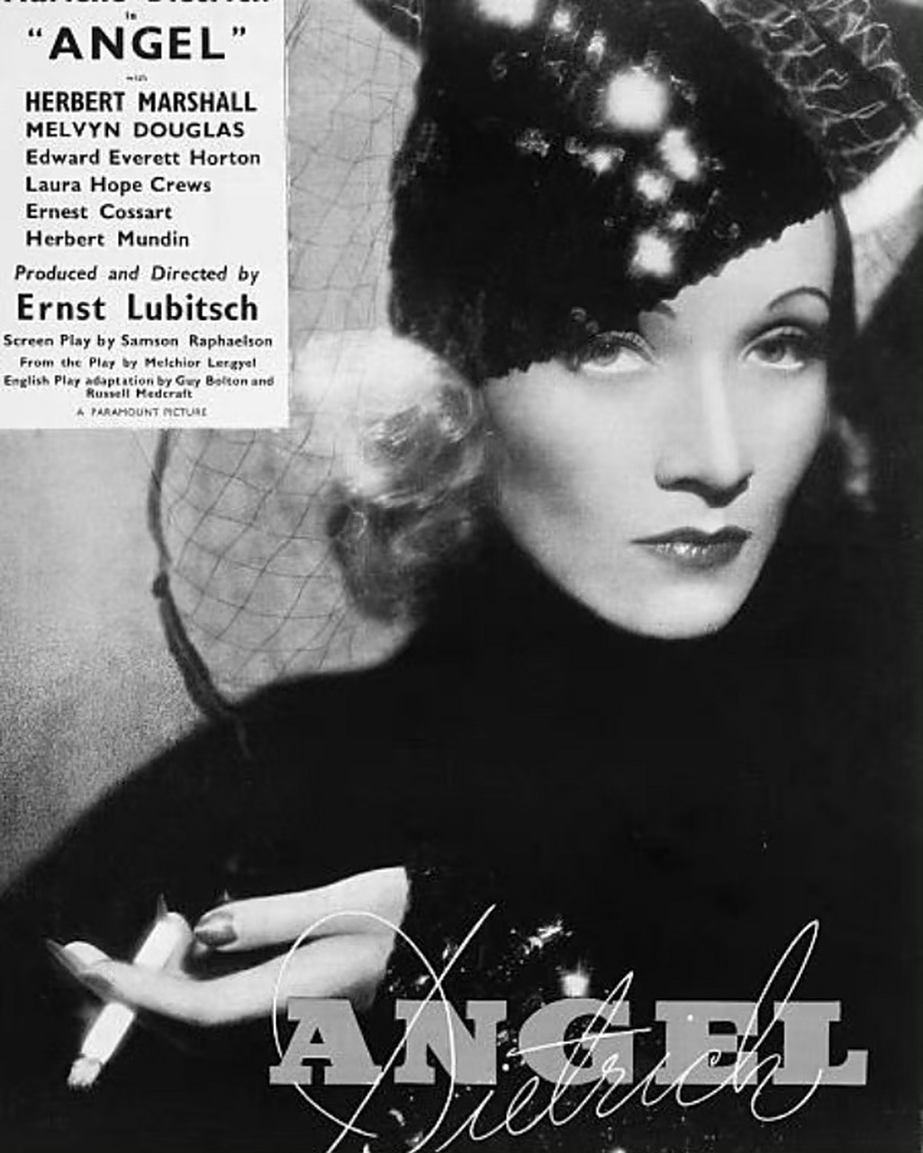 上世纪四五十年代,marlene dietrich(玛琳 黛德丽)吸烟的老照片.