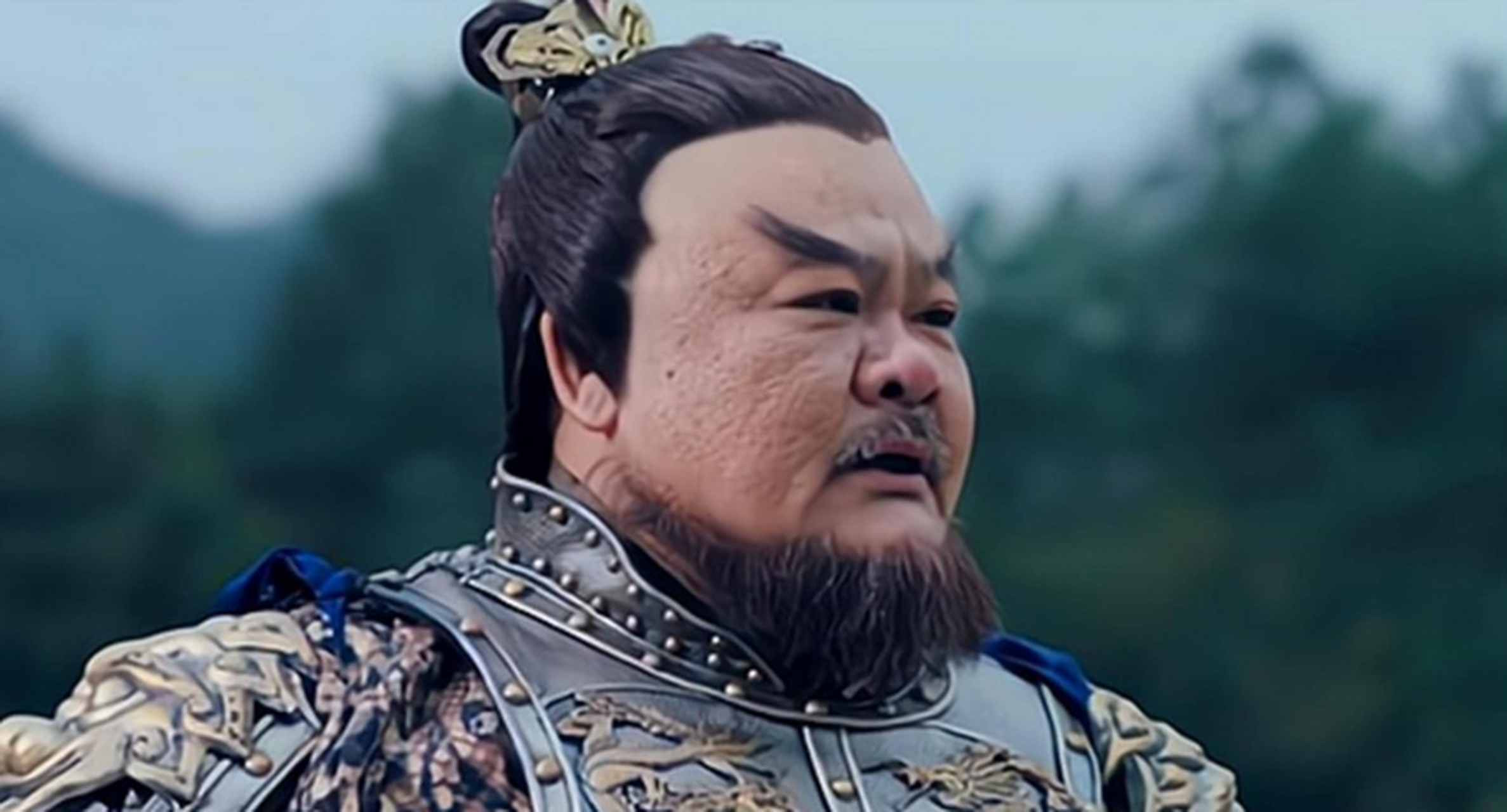 忽然,安禄山感到肚子一阵剧痛,安禄山猜到是刺客便赶忙拿刀,可惜太胖