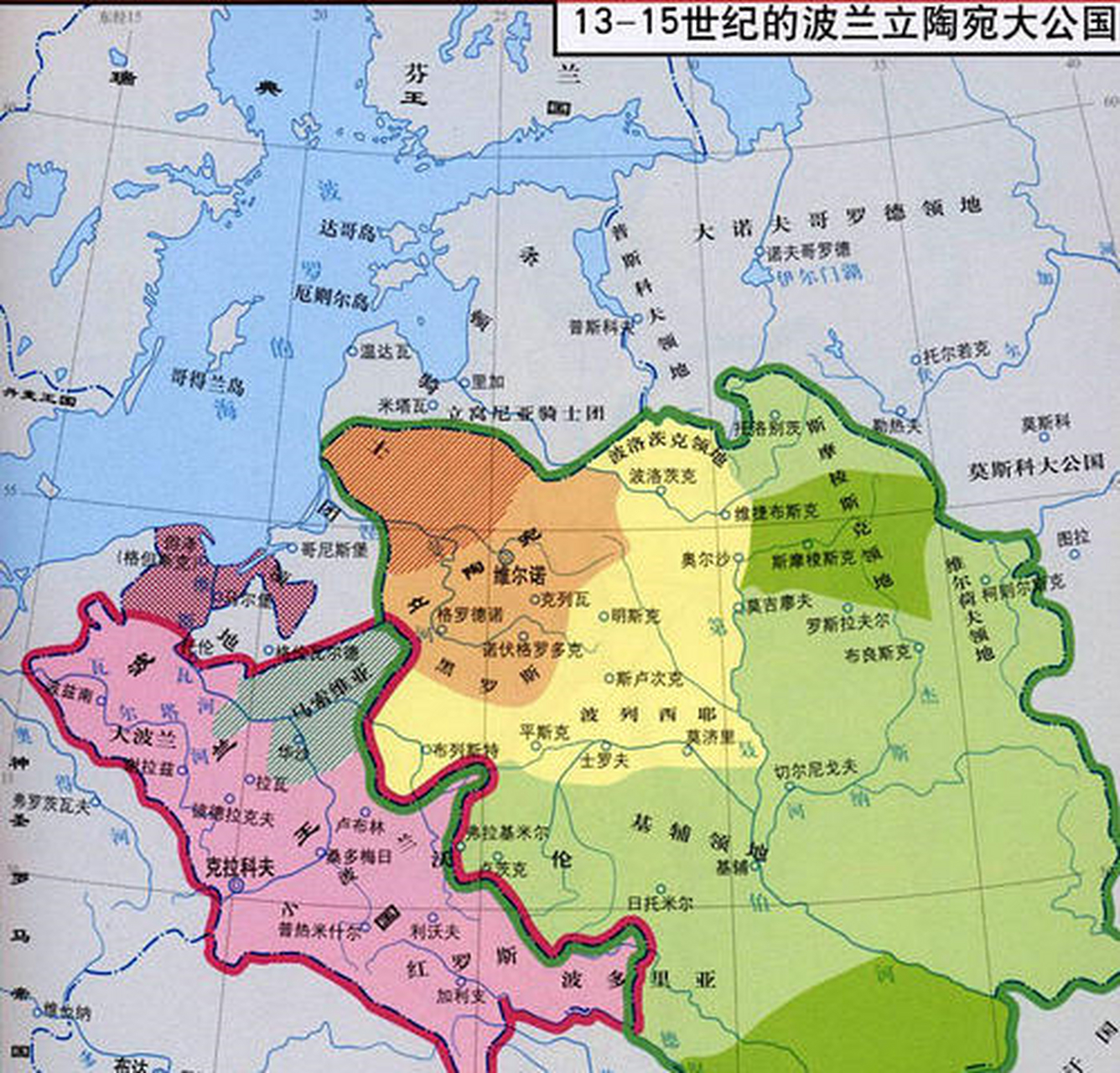但与此同时,立陶宛旁边的莫斯科大公国迅速崛起,成为了立陶宛大公国最
