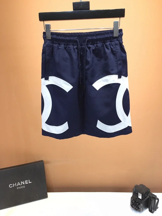 chanel 香奈儿,2020春夏最新品休闲短裤,采用顶级印花logo图案拼接