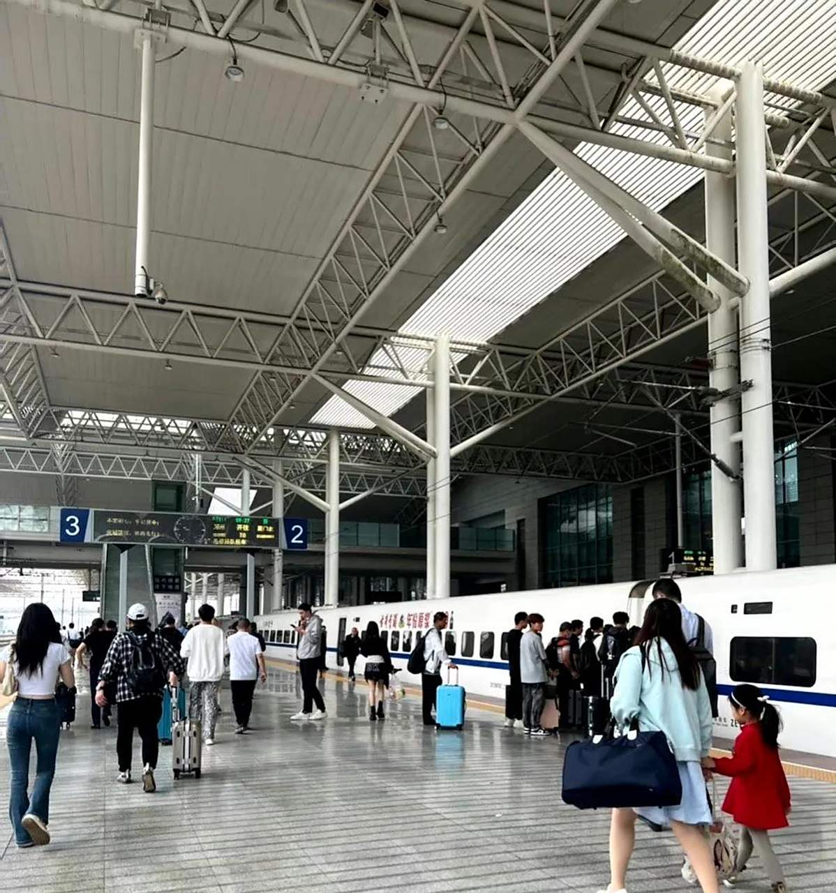 说了好多年的温州东站,可谓是千呼万唤始出来.