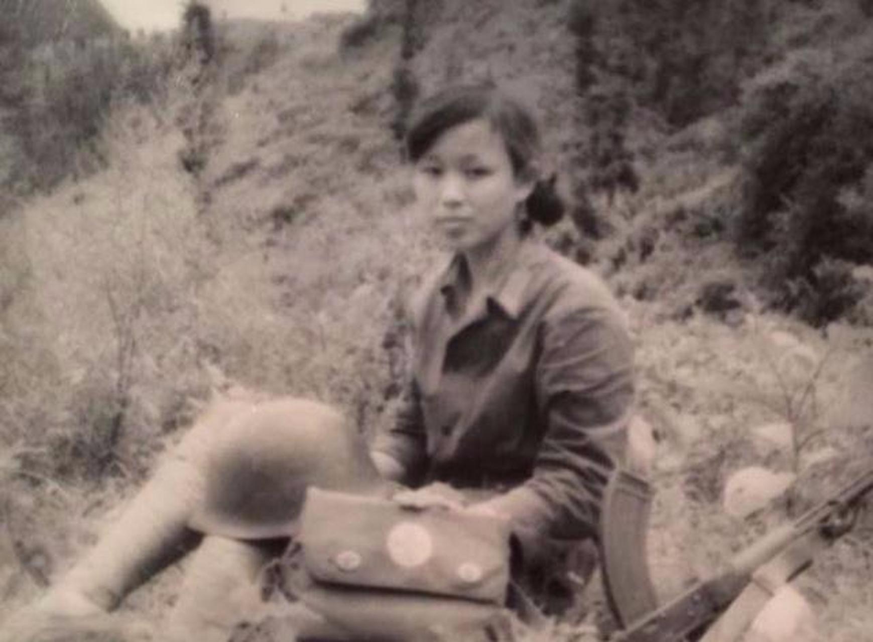 百家号星火计划# 【老山英雄谱】 钟惠玲,陆军第72医院野战医疗所