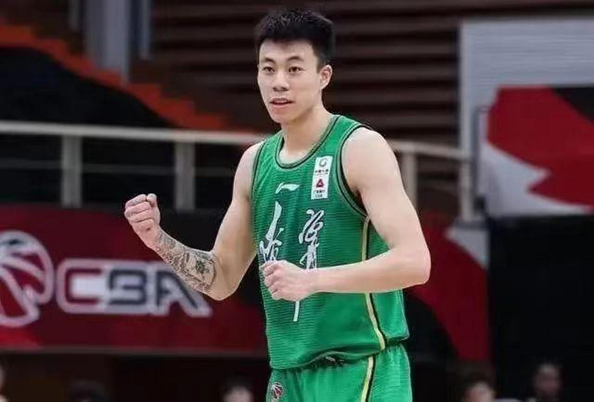 张镇麟cba职业生涯的三大高光时刻:1,2021年3月8日cba常规赛第43轮