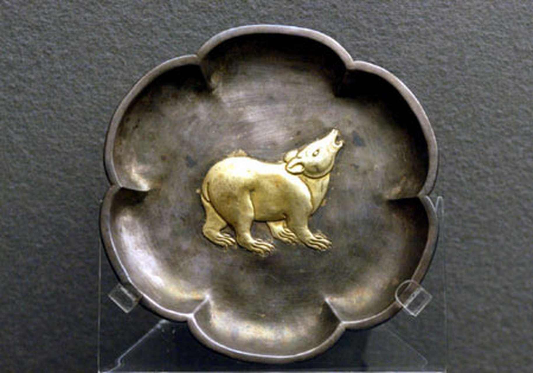 金银器# 这是何家村唐代窖藏出土的金银器.