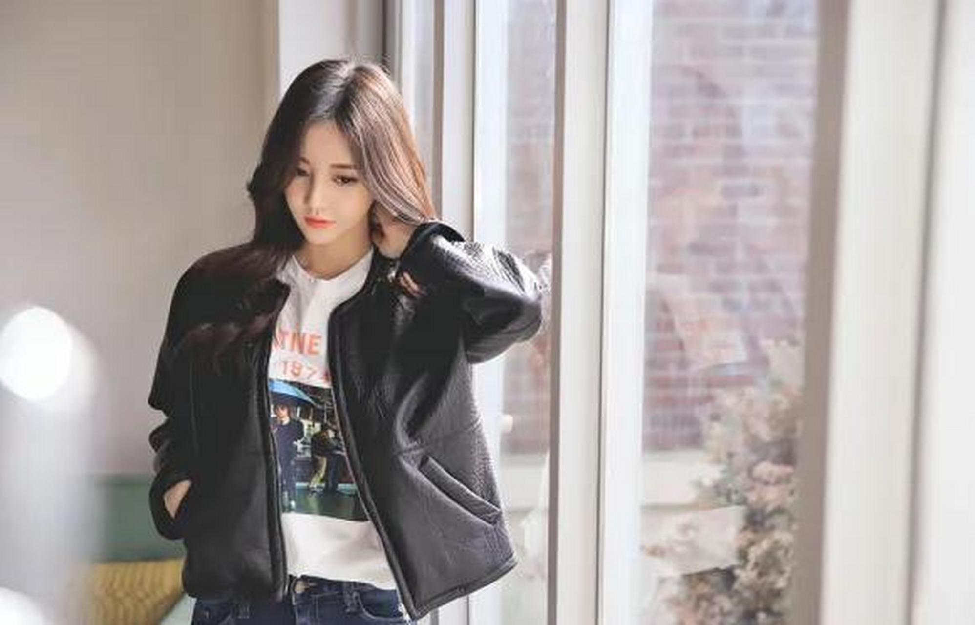 美图欣赏:孙允珠,英伦朋克酷炫宽袖机车皮夹克