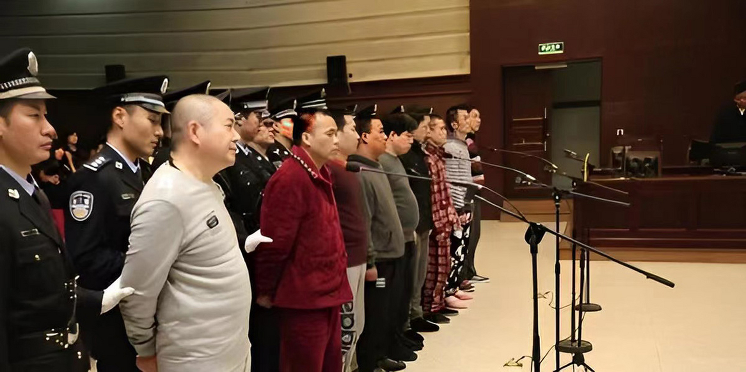 2012年,内蒙古老板张宏因为需要周转资金,借了2650万元高利贷,约定一