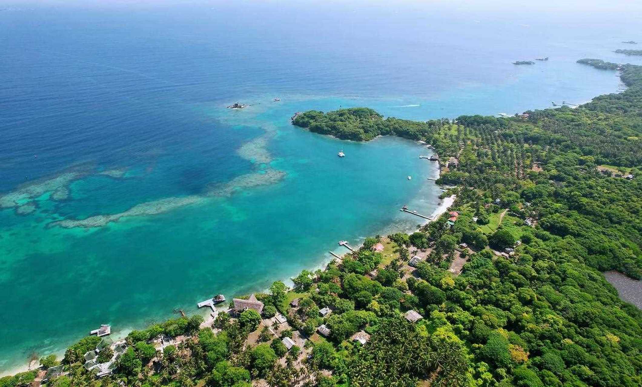 继续剪辑哥伦比亚视频,到了加勒比海的罗萨里奥群岛,我迄今为止最喜欢