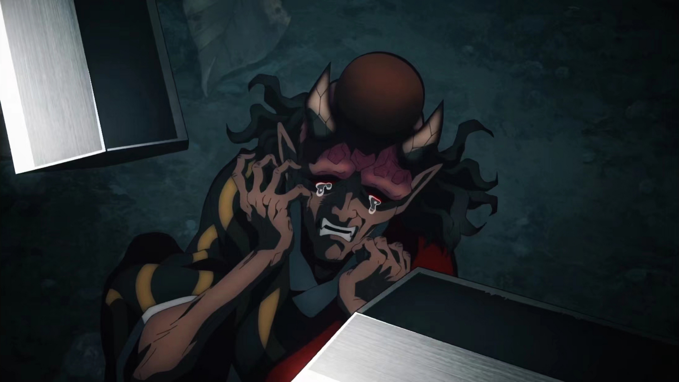 半天狗不止脸皮厚,全身上下皮糙肉厚,个头和老鼠差不多,脖子的硬度