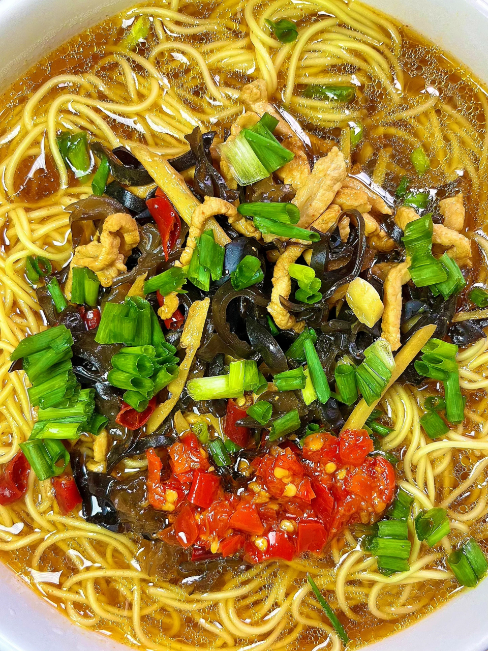男朋友做的木耳肉丝面可以开早餐店了 巨巨巨巨巨好吃 男朋友做的这道