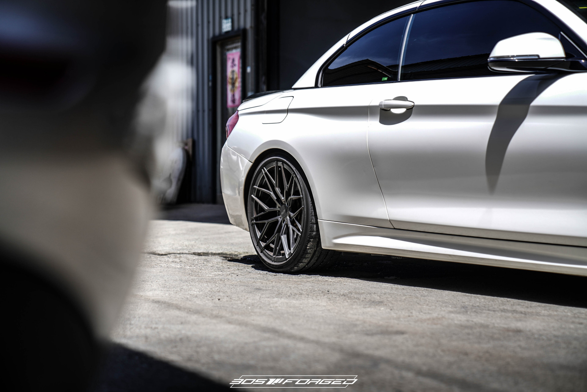 单片式锻造uf系列,向来都是高端的代表,宝马f33-四系敞篷轿跑安装u