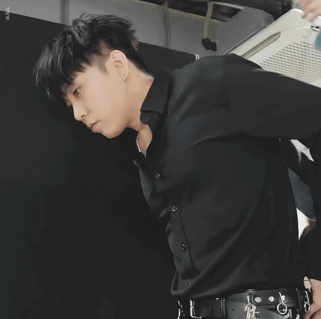 殷志源是朴槿惠的侄子,因太低调获好评还有一位韩国艺人,他的亲人更具