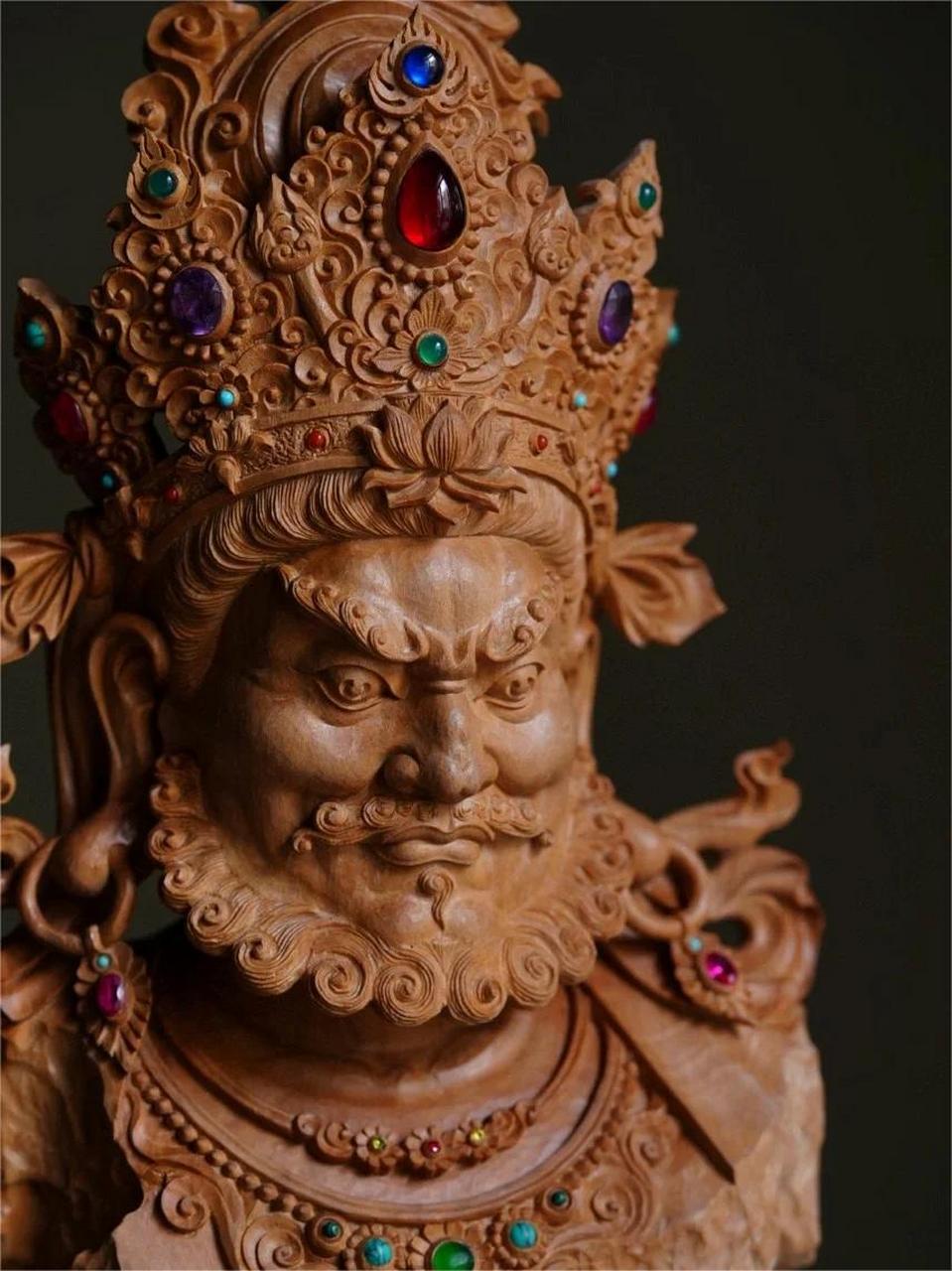 绝美庄严的黄财神  老山檀|黄财神 雕刻工致,纹饰丰富,宝冠璎珞富丽华