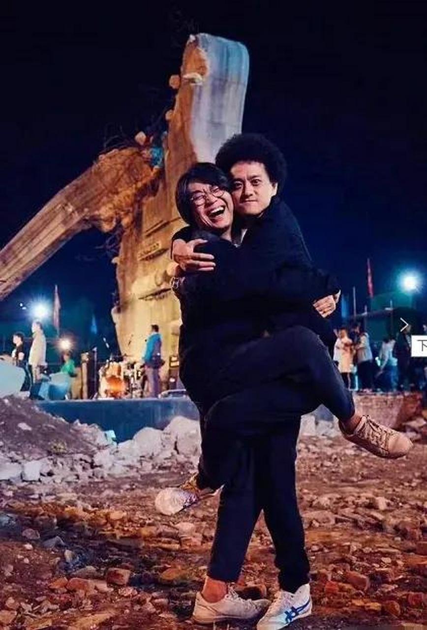 原来大鹏这么重情重义,这次被他整破防了,可能很多人已经把她忘记了