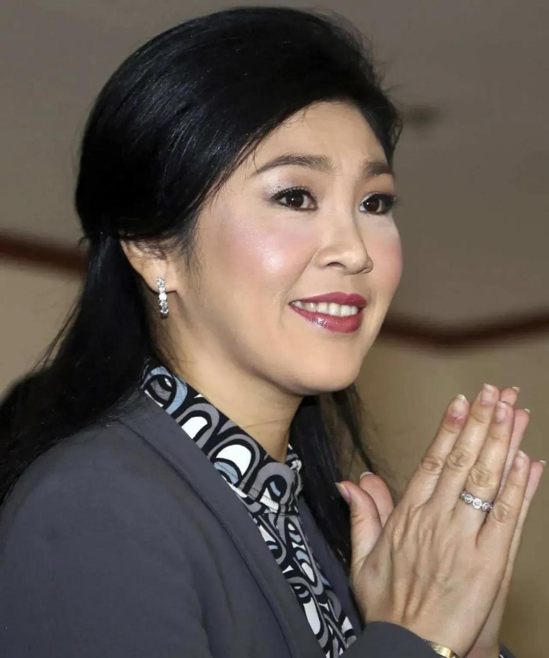 百家号星火计划# 英拉的美,世所罕见,这些照片为证 英拉,从头美到 