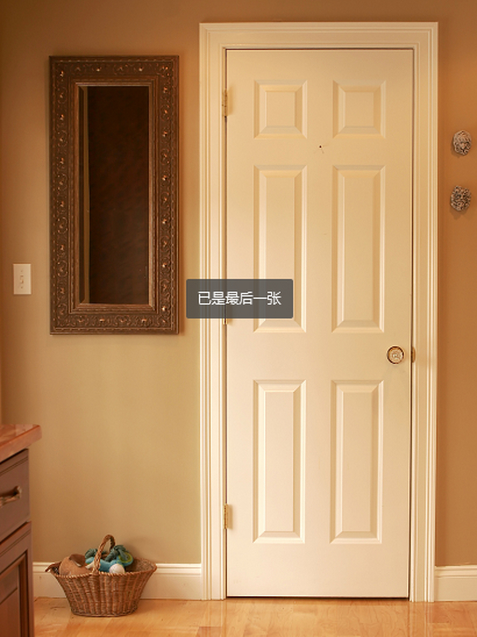 家庭装修,一般都会伴随着各种各样门的选择,木门如果选择不对,对我们