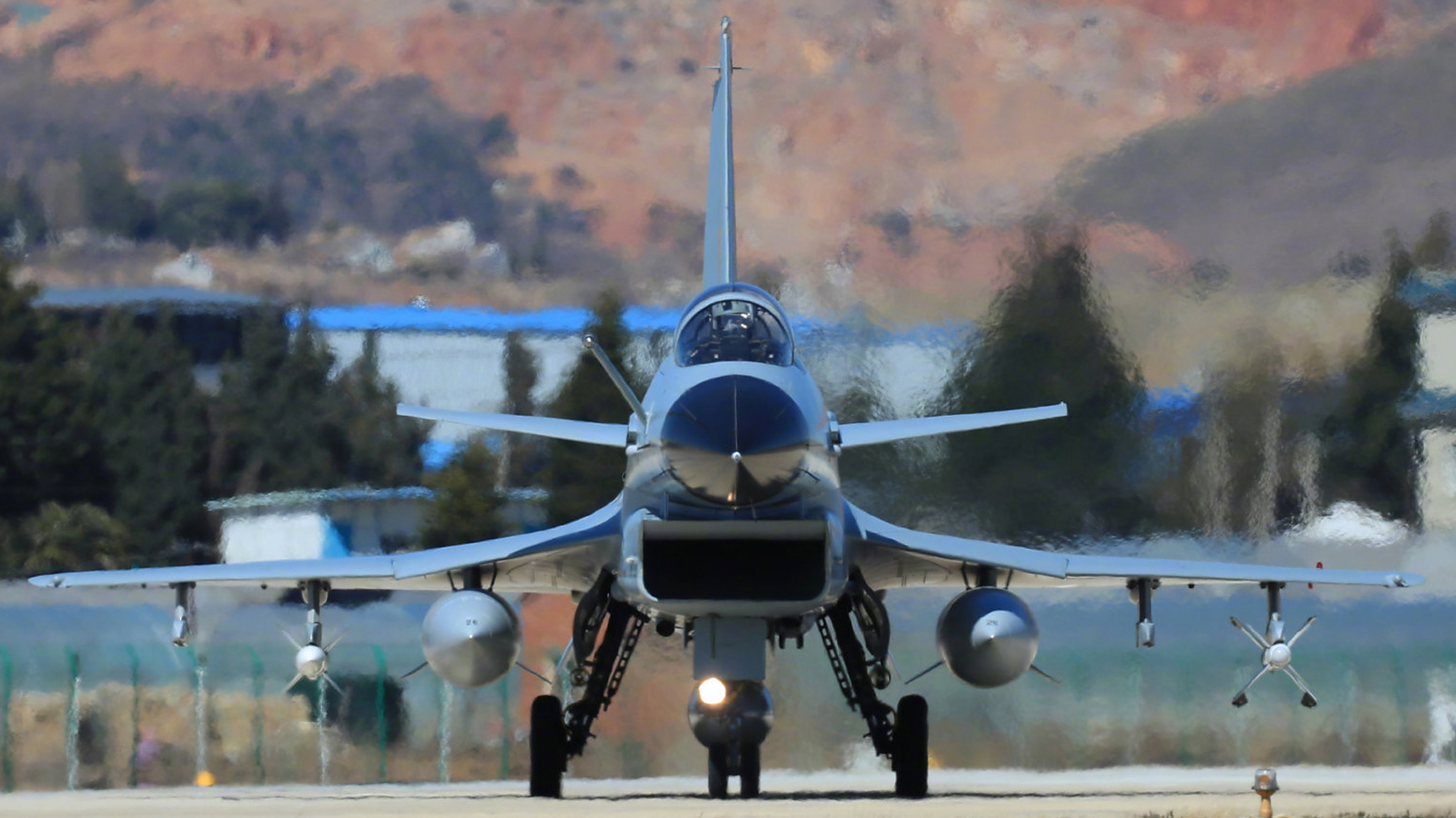 九月动态激励计划#  上世纪80年代90年代,主要产品还是歼-7战斗机的