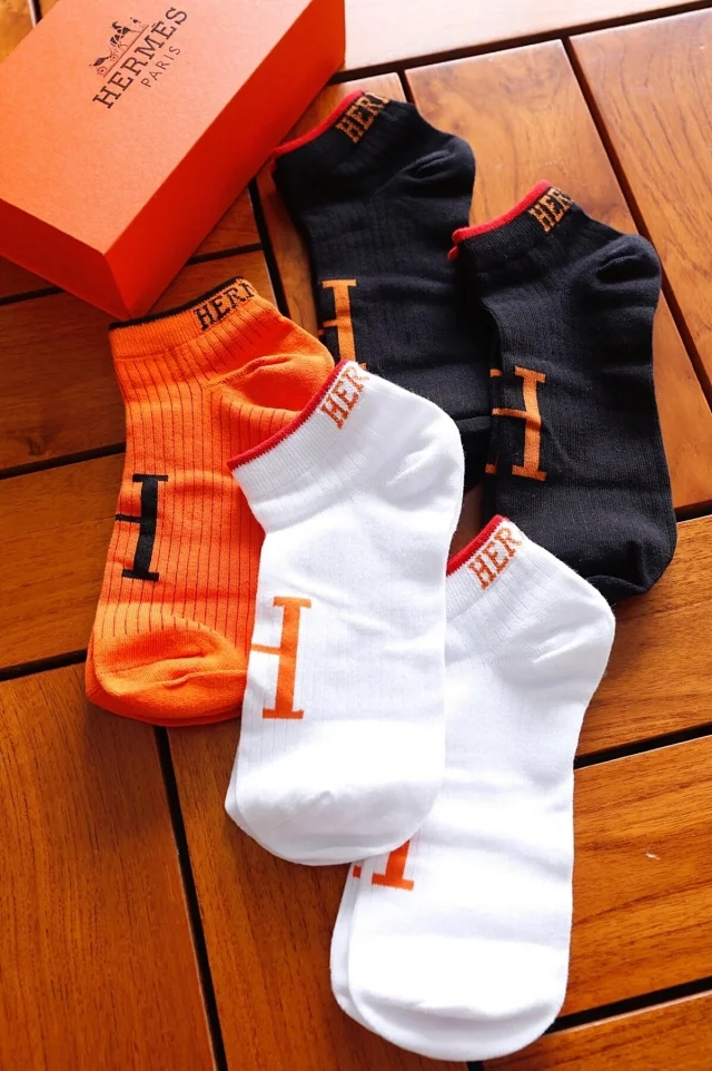 爱马仕男士春夏纯棉袜子