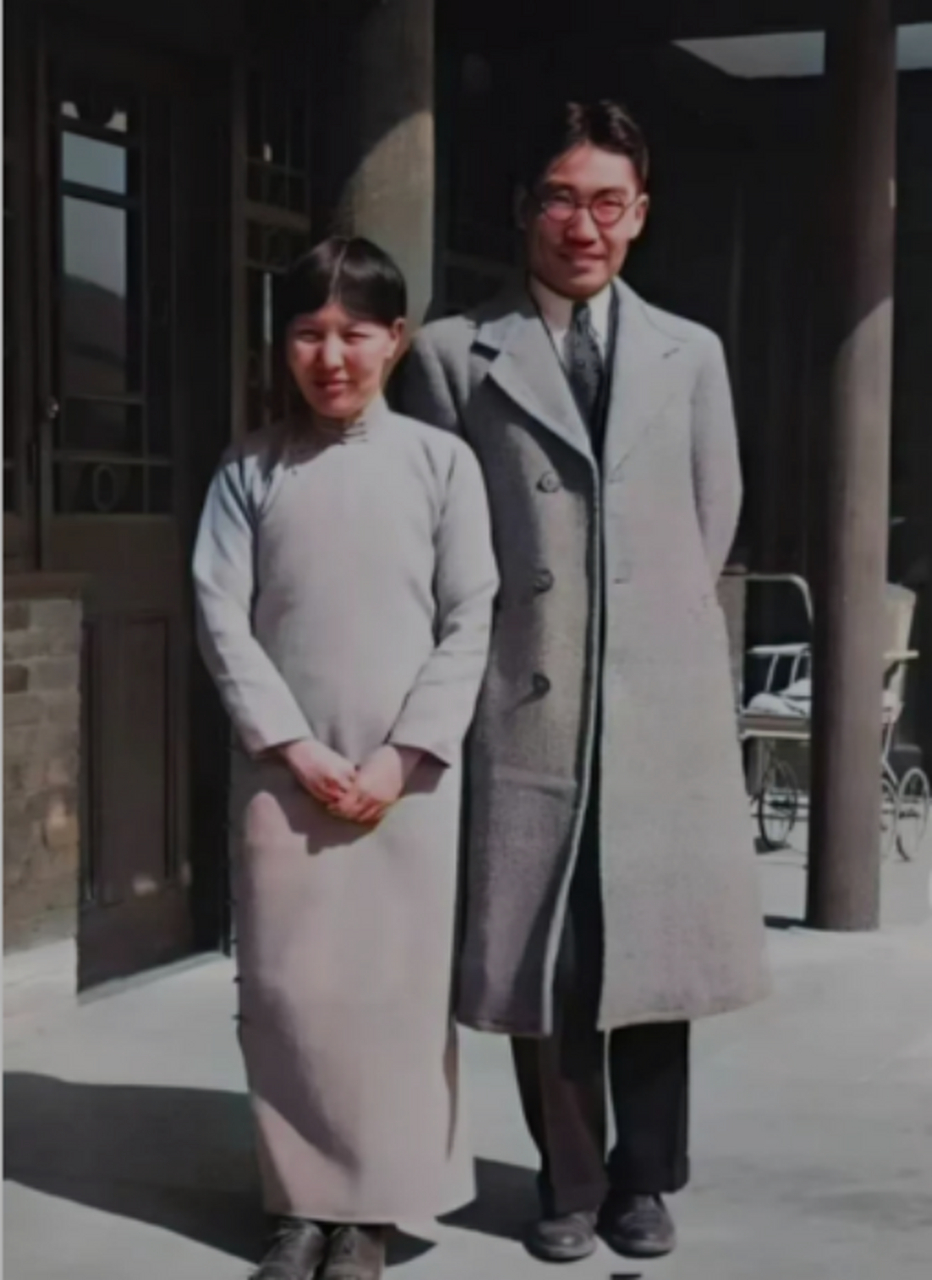 看完冰心的照片,终于能明白为什么冰心极为反感林徽因了!