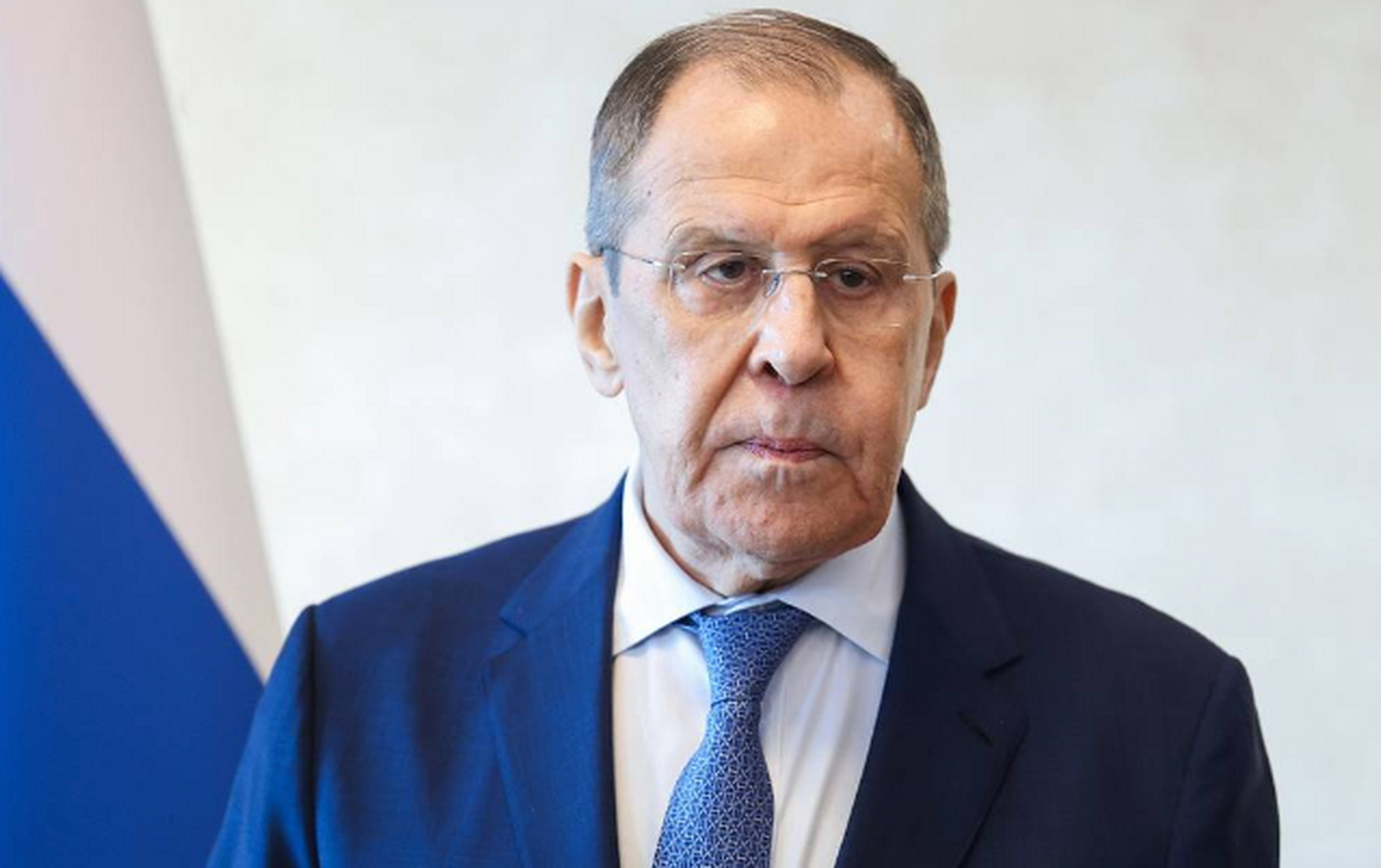 拉夫罗夫喊话北约:"就让他们继续在乌克兰作战吧,俄已做好准备".