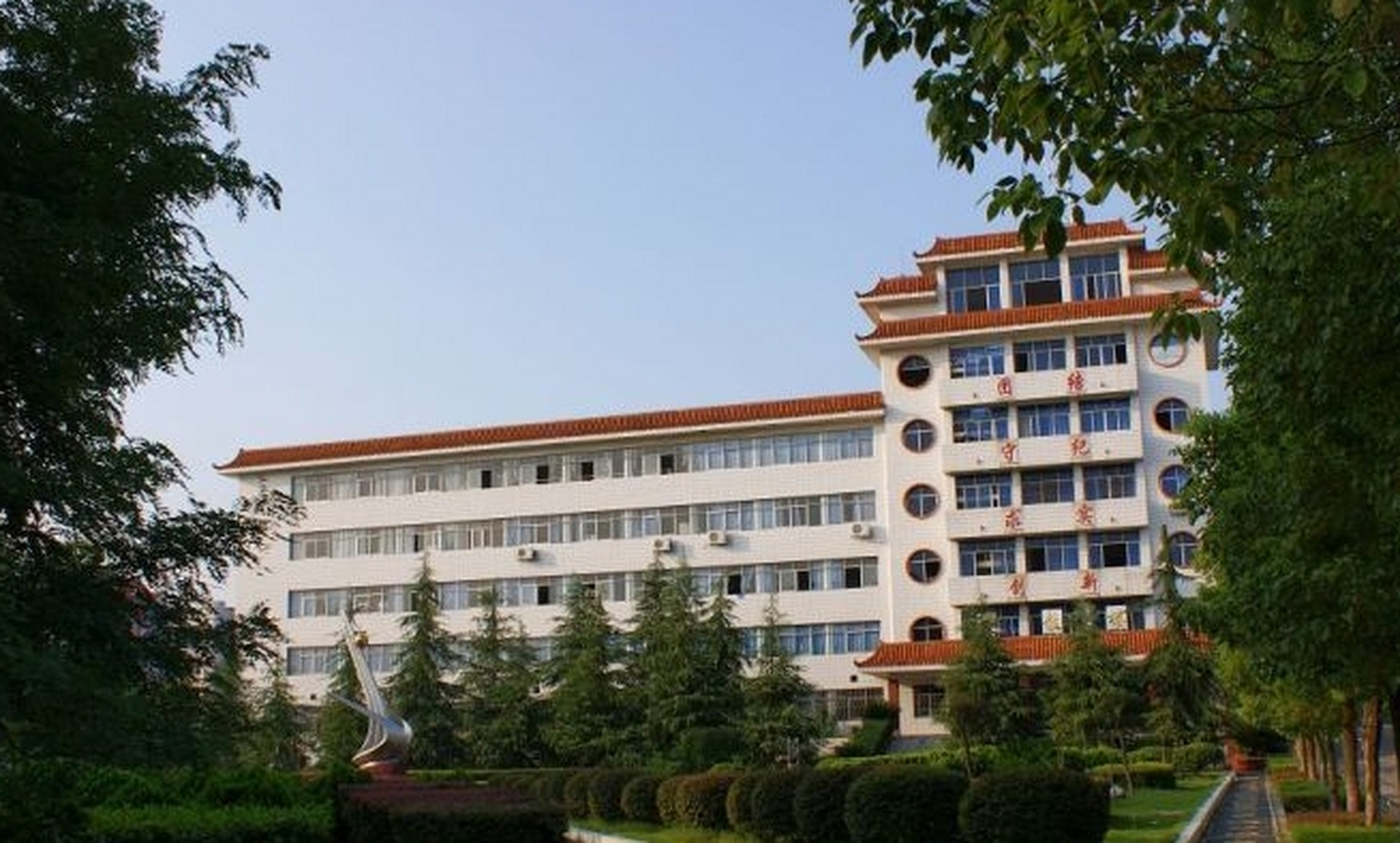 【新邵一中这位15岁的高考生成了北大最小的本科新生】2020年湖南有