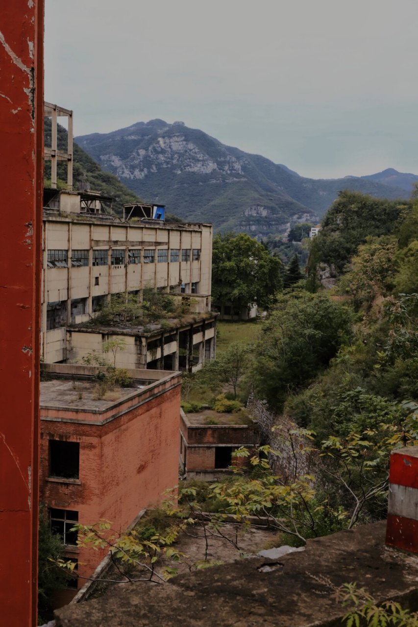 小众探险旅游目的地:丹河480电厂 如果你厌倦了常规的山水之旅,又不想