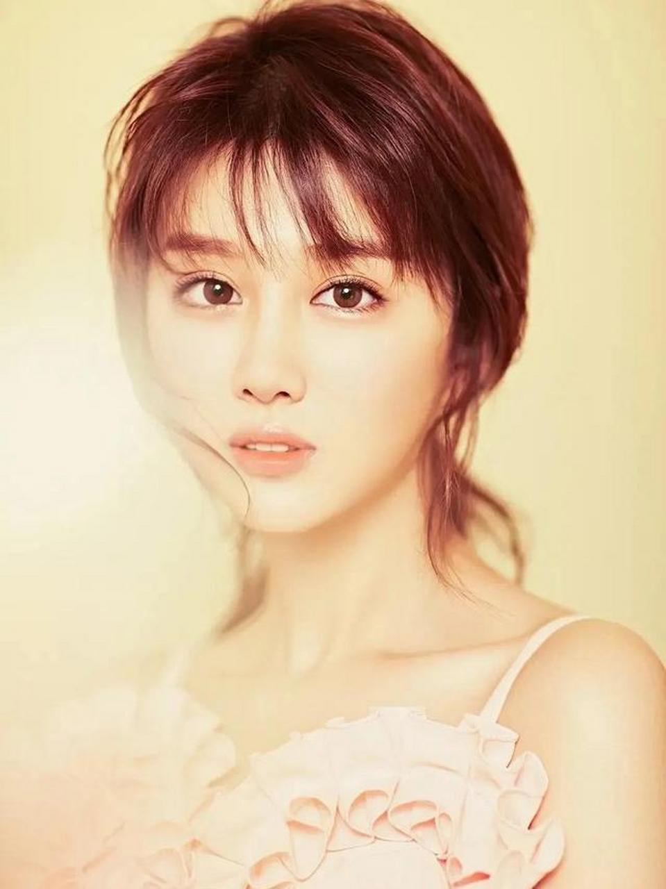 美女演员于子洋