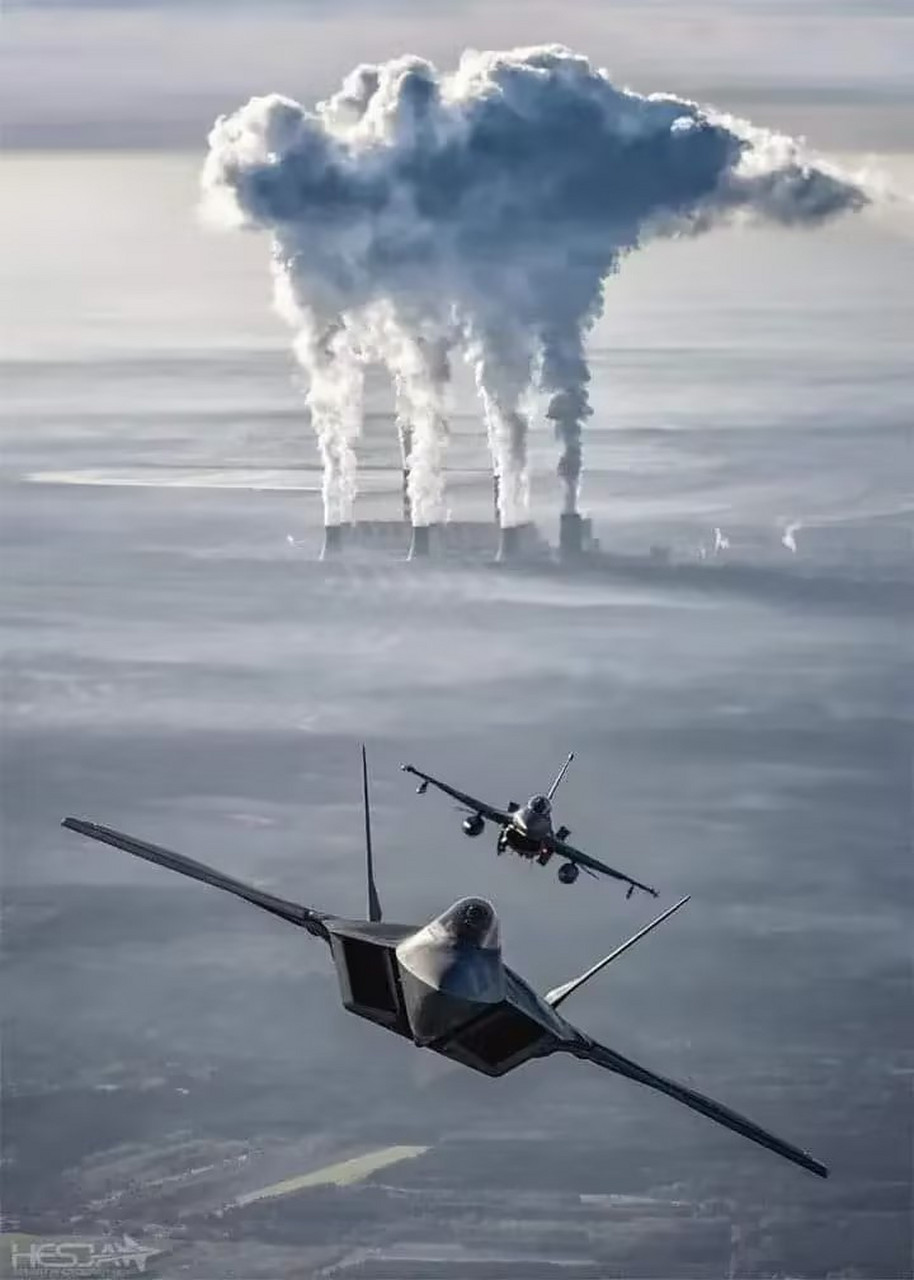 f35战机和f16战机同框