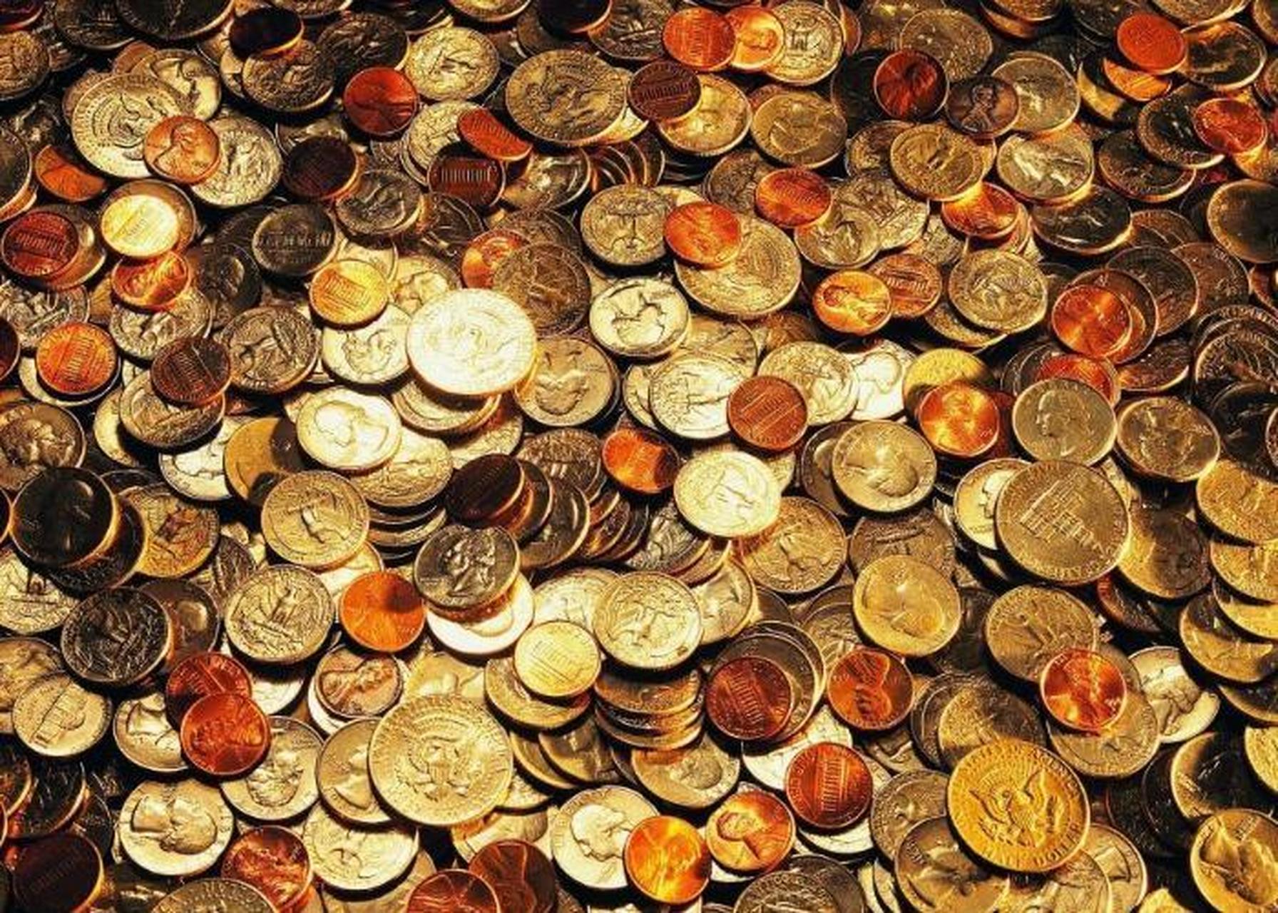 金银财宝自古以来都是战争侵略者们掠夺的首要目标.