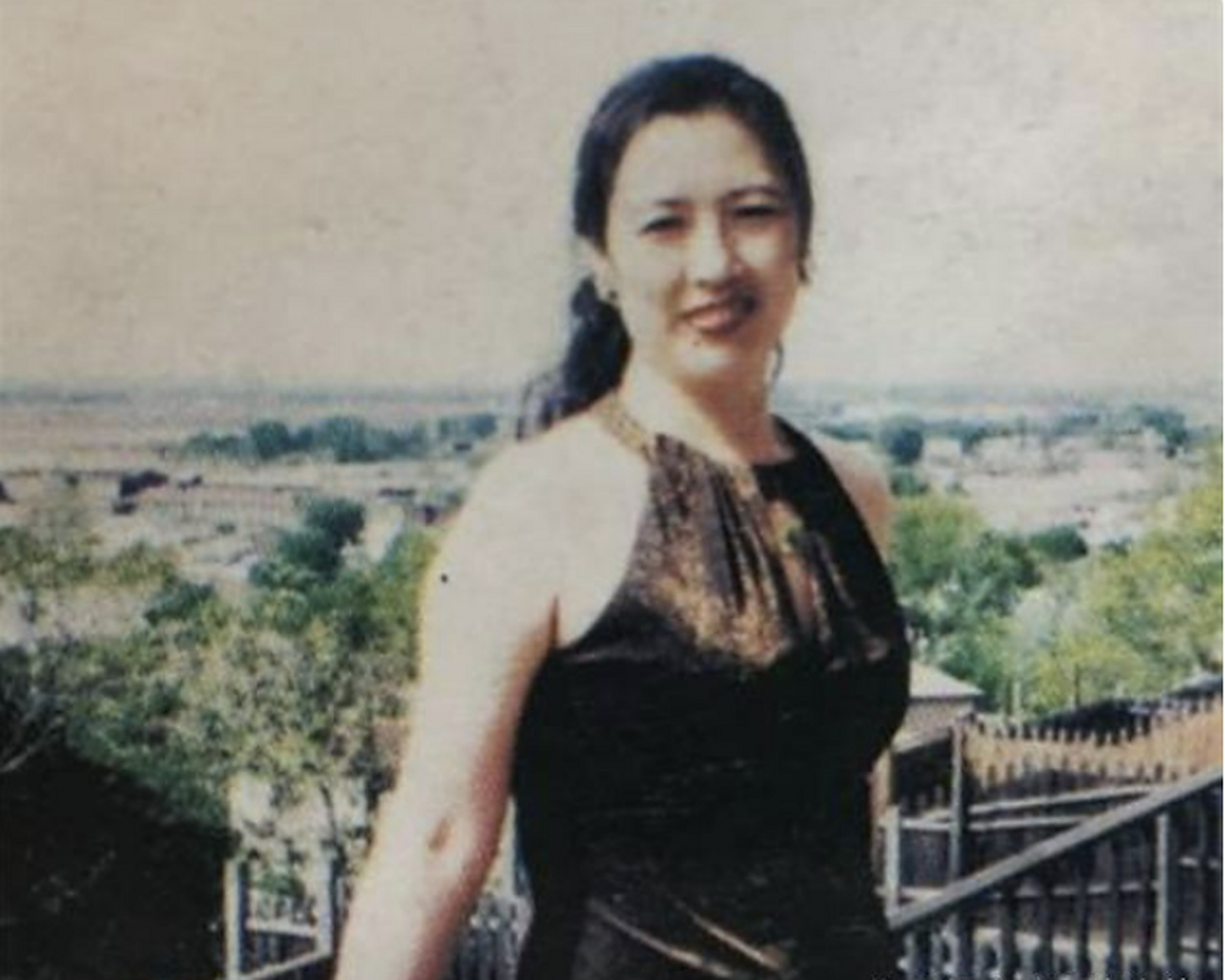 老照片:张宁,那个年代下,为数不多的佳人.