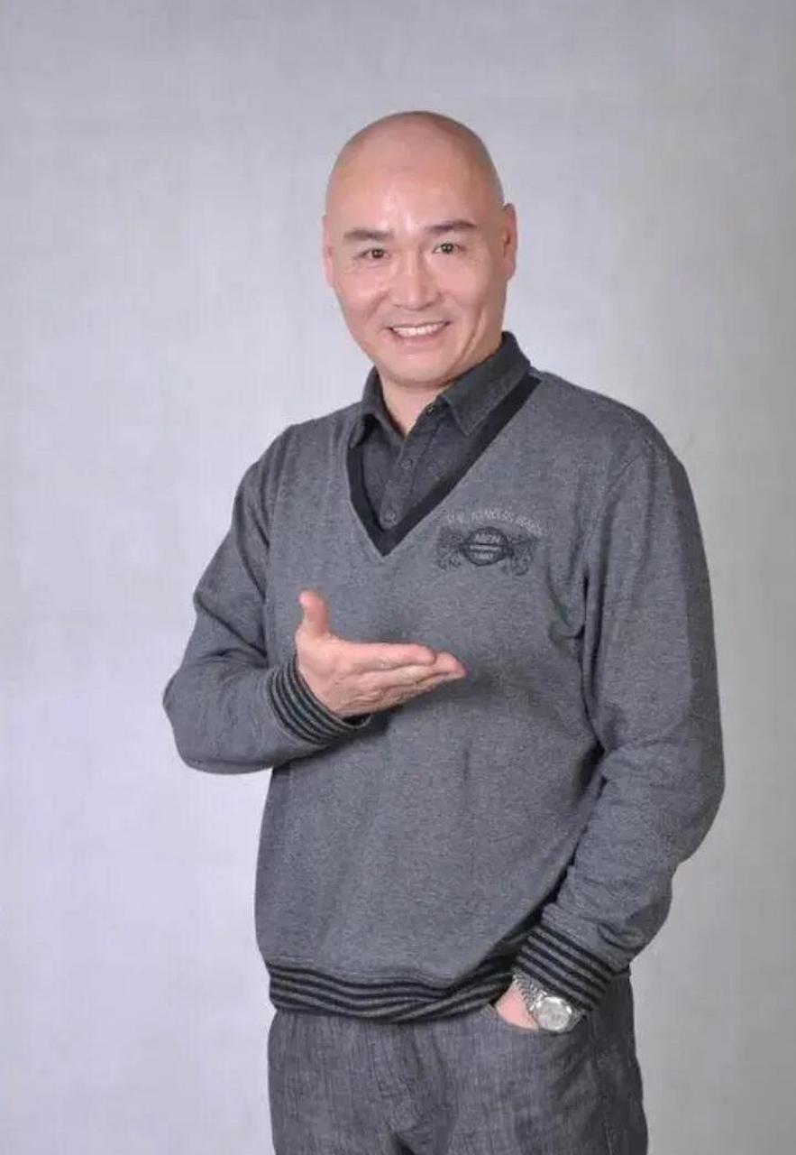 gif创作人# 张国立,邓婕,赵亮,侯堃,刘淼 他们是《康熙微服私访》里