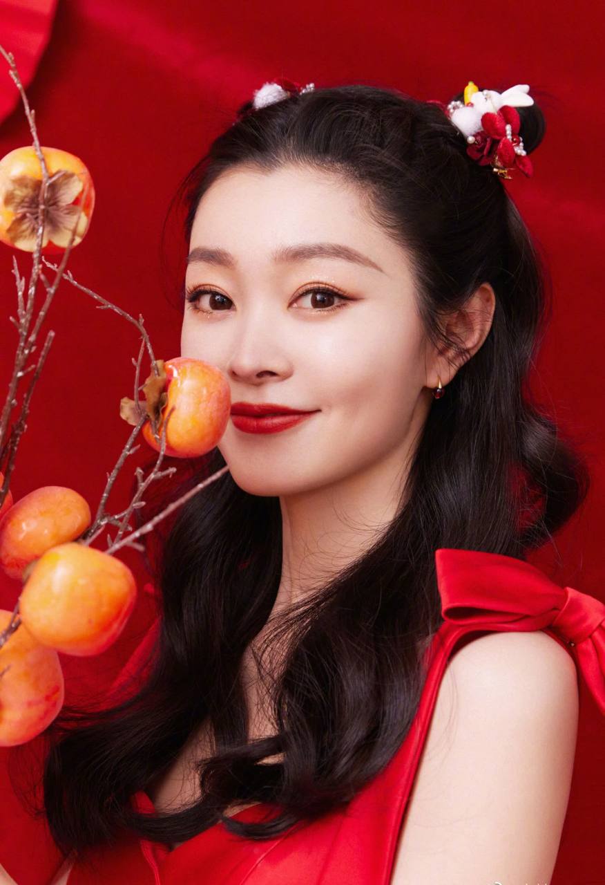 宋轶的时尚大片[大笑]